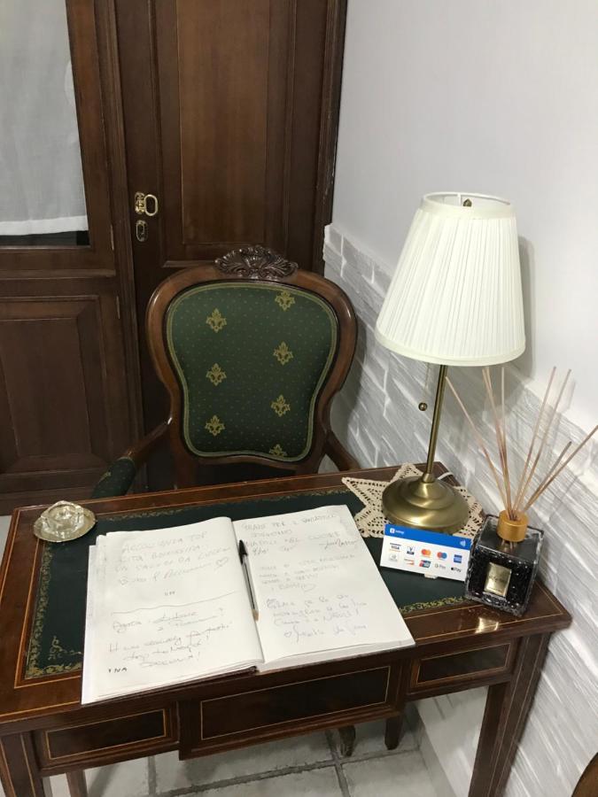 La Dimora Di Bronzo Hotel Napoli Ngoại thất bức ảnh