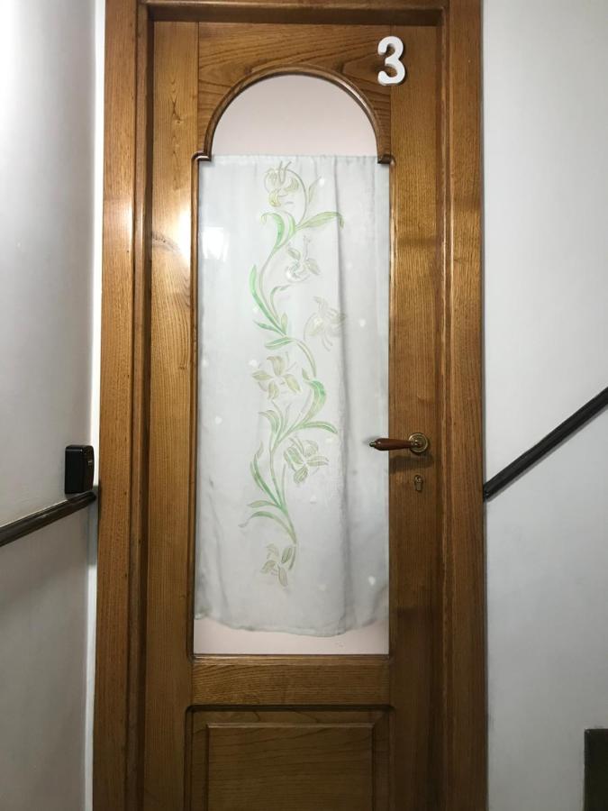 La Dimora Di Bronzo Hotel Napoli Ngoại thất bức ảnh